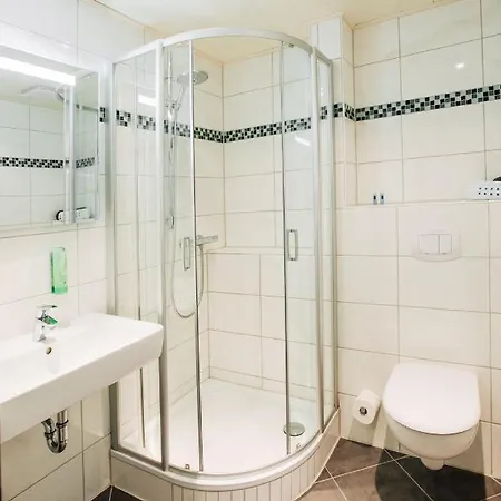 Otel Schiffer 3*